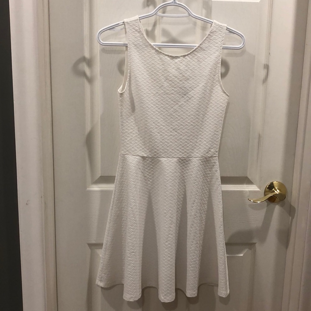 H&M White mini dress - EUC